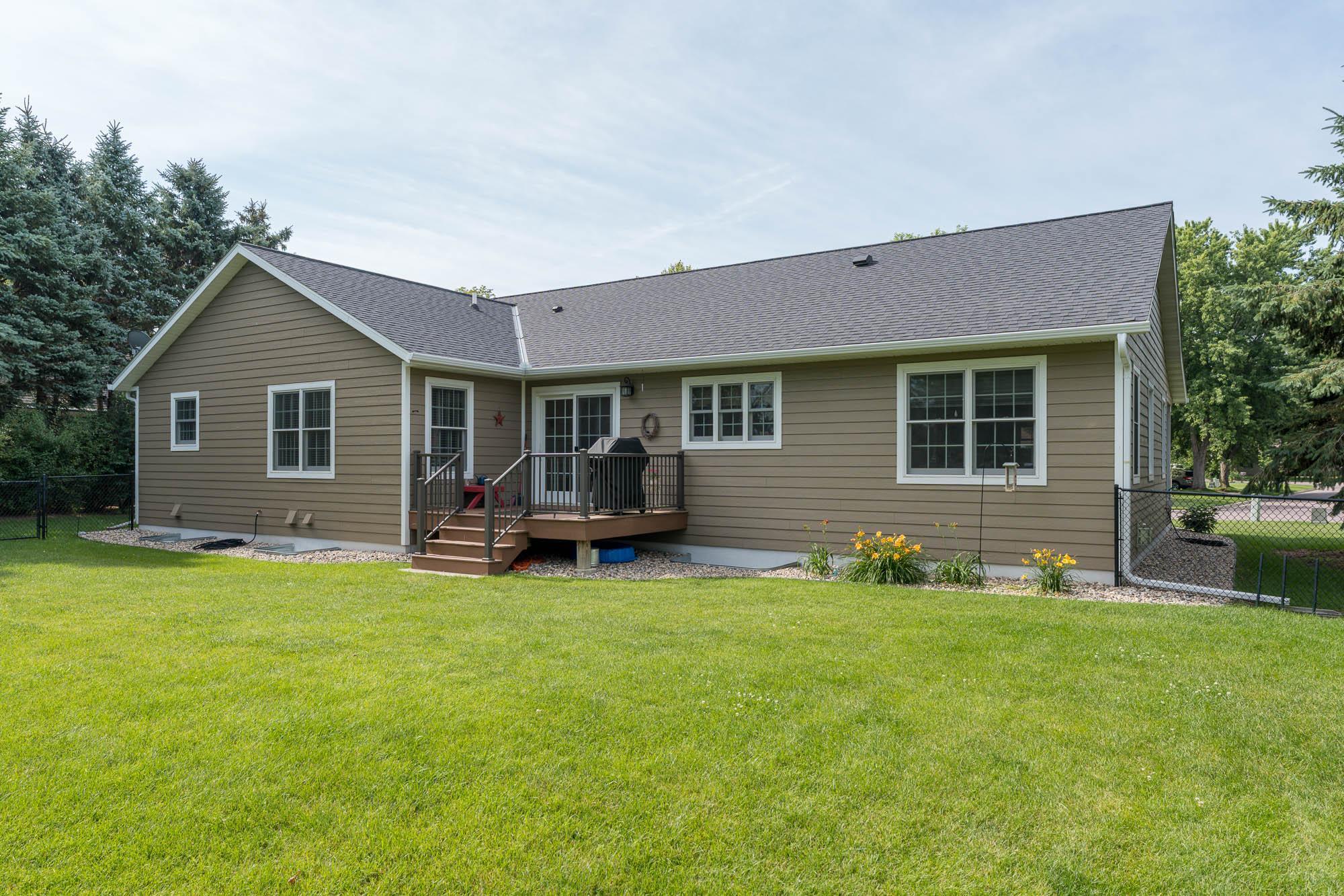 50-print-809-spruce-pl.jpg