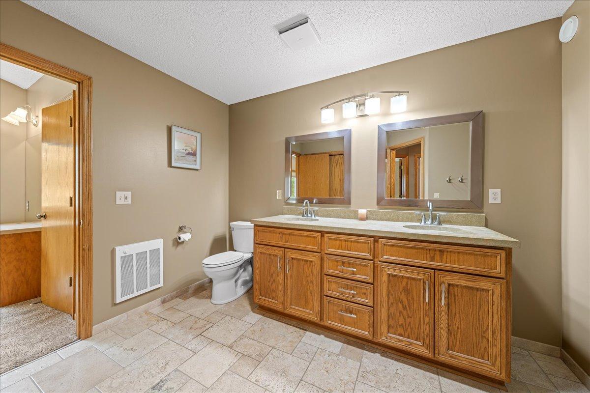 Primary walk-through full bath