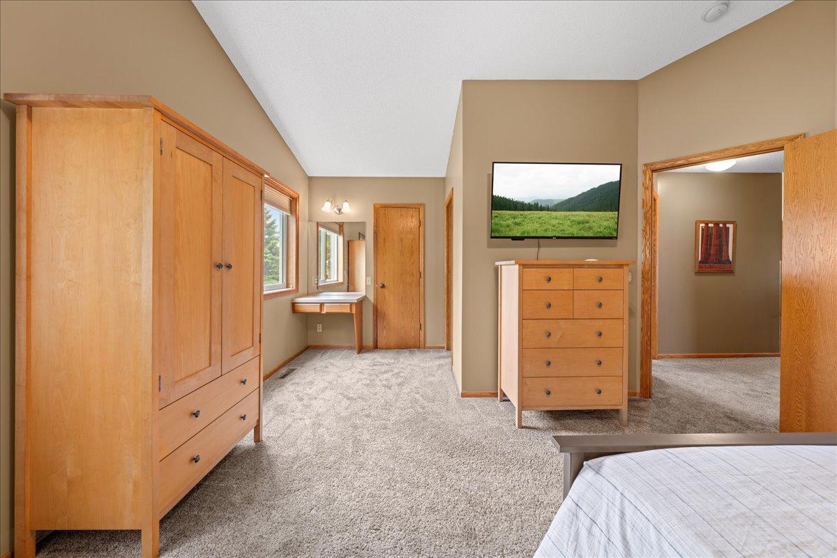Primary suite
