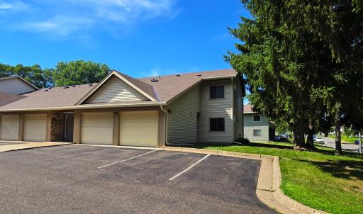 1585 Cohansey Street, 101, Saint Paul, MN 55117