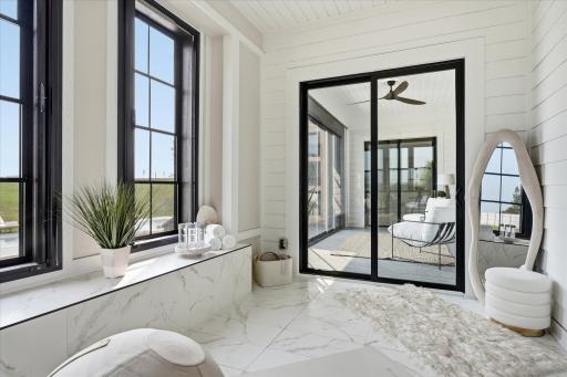Super versatile 3-season room with patio and pool access
