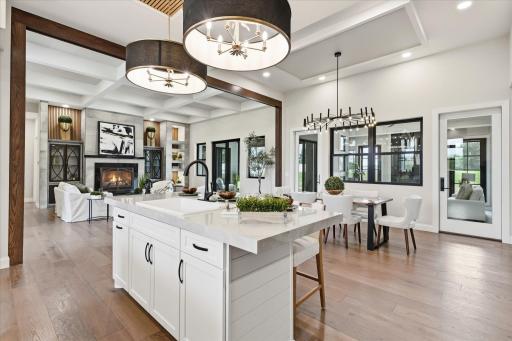 Entertain, cook and eat with your loved ones in this fabulous expansive space with 12 foot ceilings