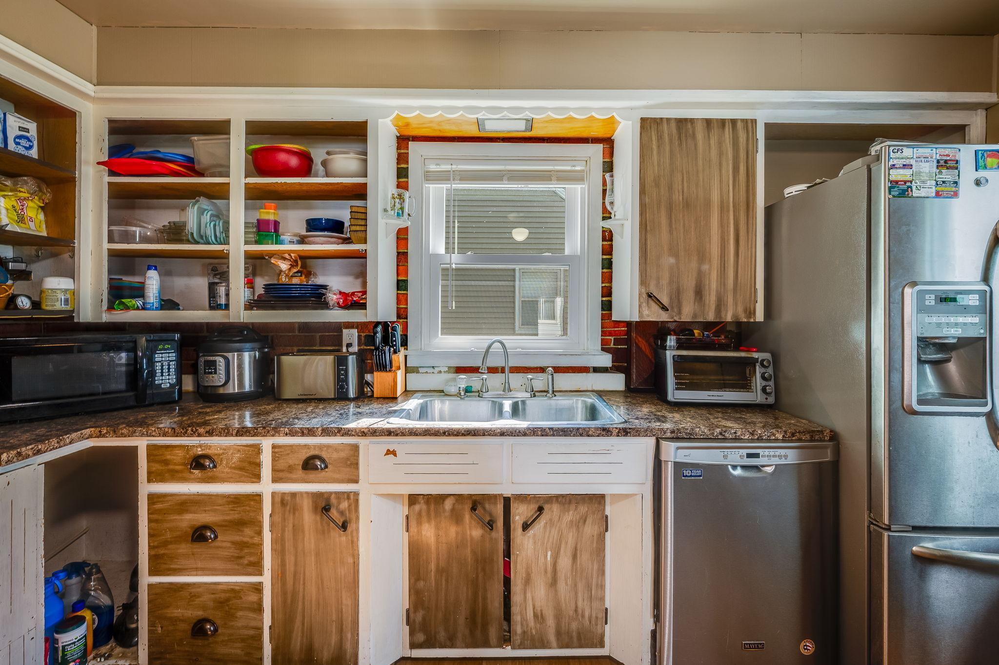 319 E 10th St Blue Earth MN-14.jpg