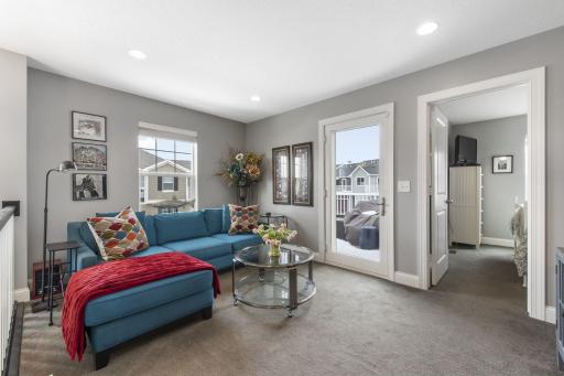 8348 Jonquil Lane N, Osseo, MN 55369