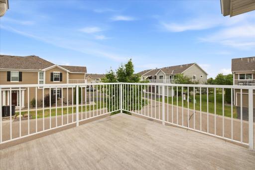 8348 Jonquil Lane N, Osseo, MN 55369