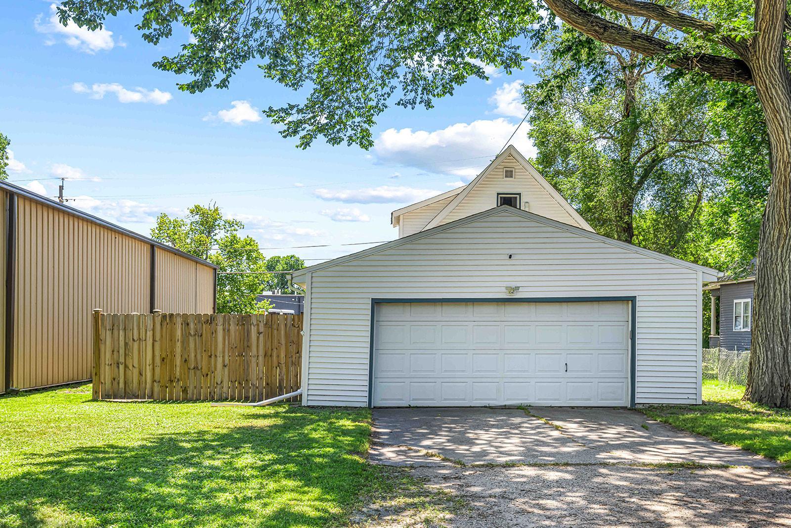 Oversized Garage