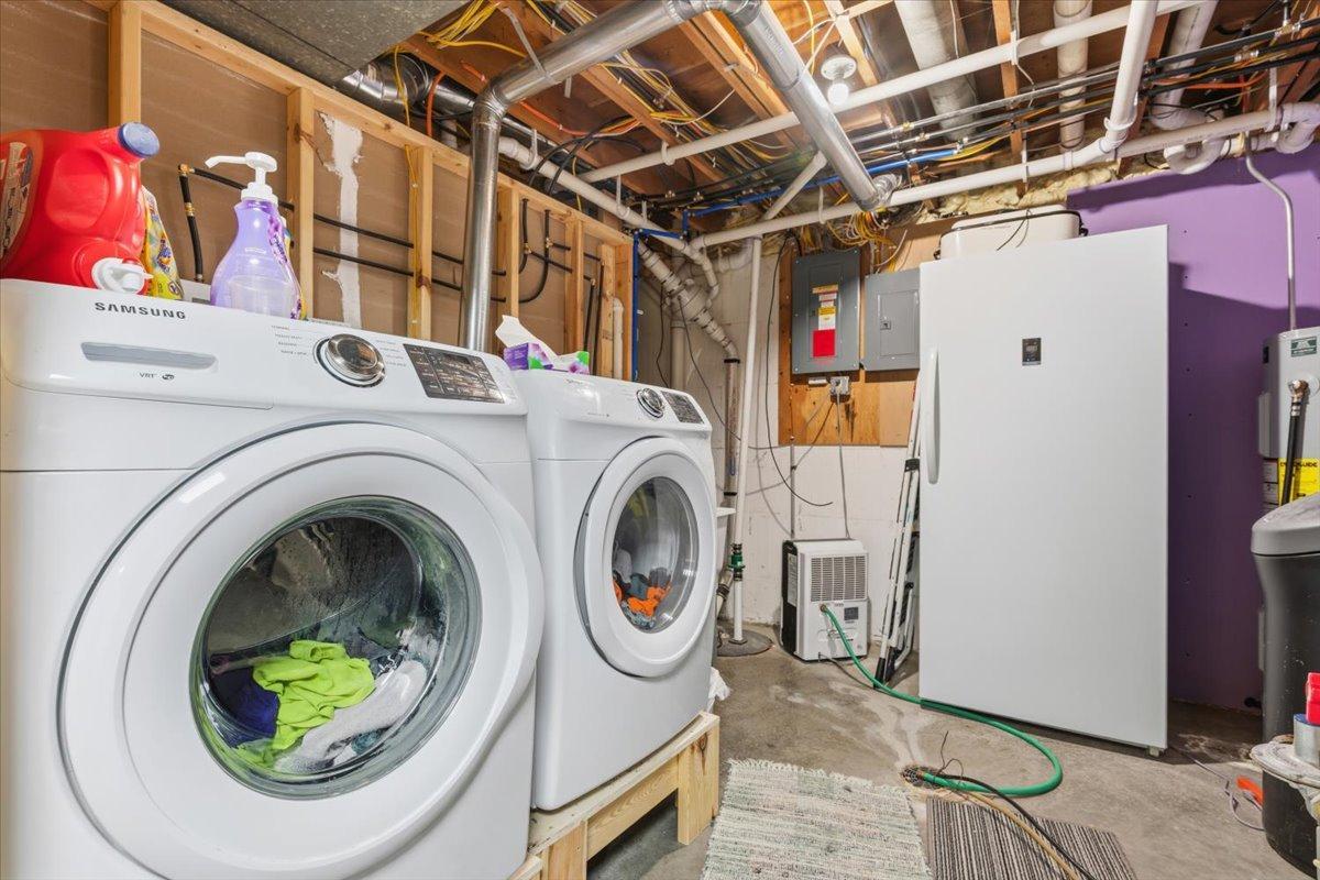 Laundry Room/Utility Room