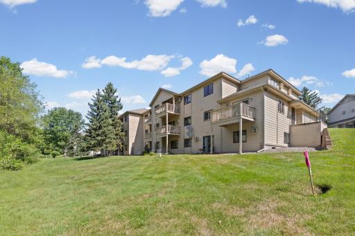 1560 Wheelock Lane, 203, Saint Paul, MN 55117