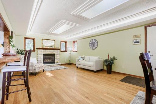 558 113th Lane - MLS Sized - 009 - 09 Living Room.jpg