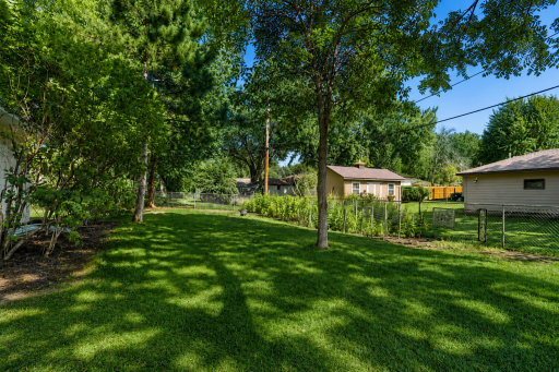 558 113th Lane NW, Minneapolis, MN 55448