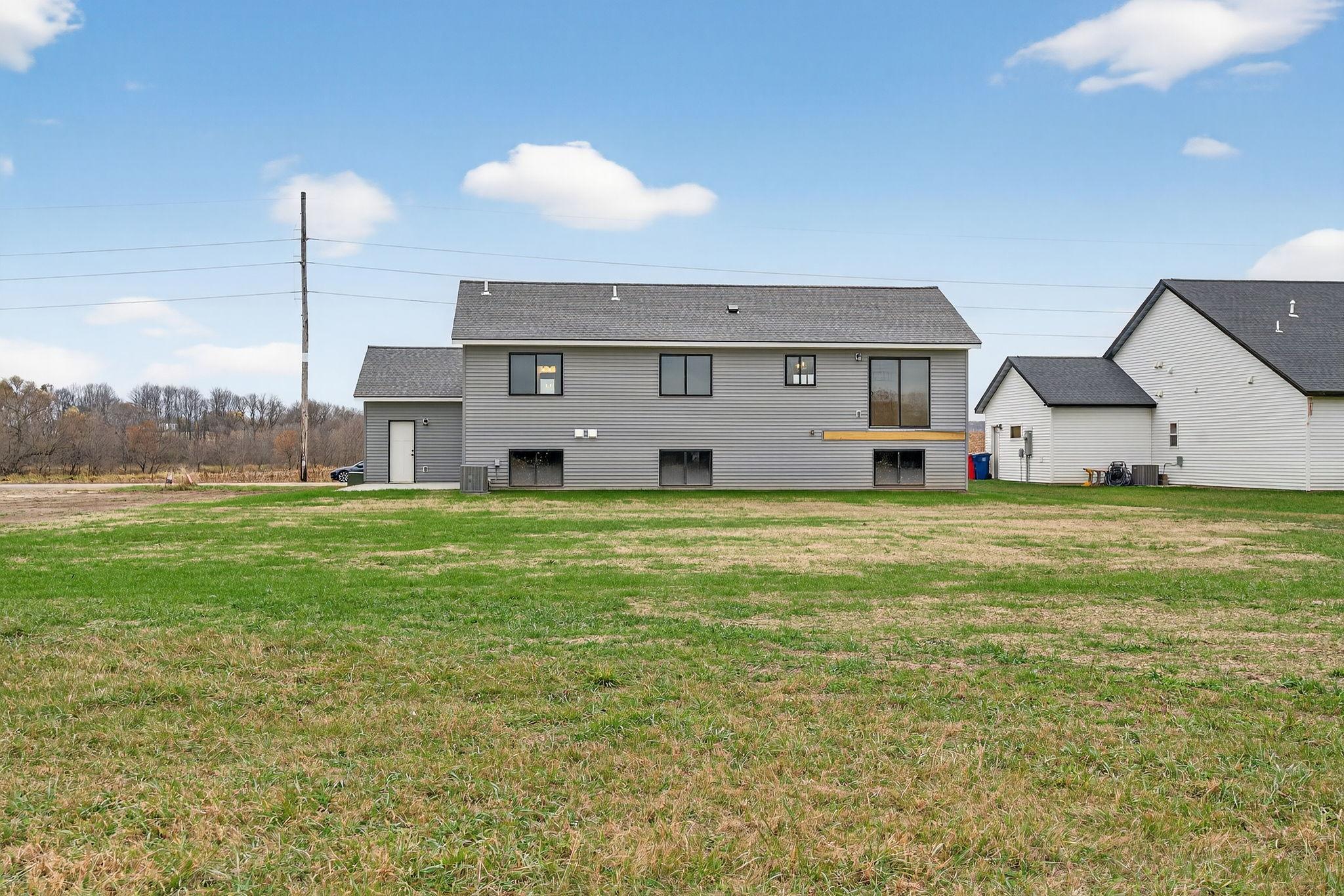 28-web-or-mls-_NEW3450.jpg