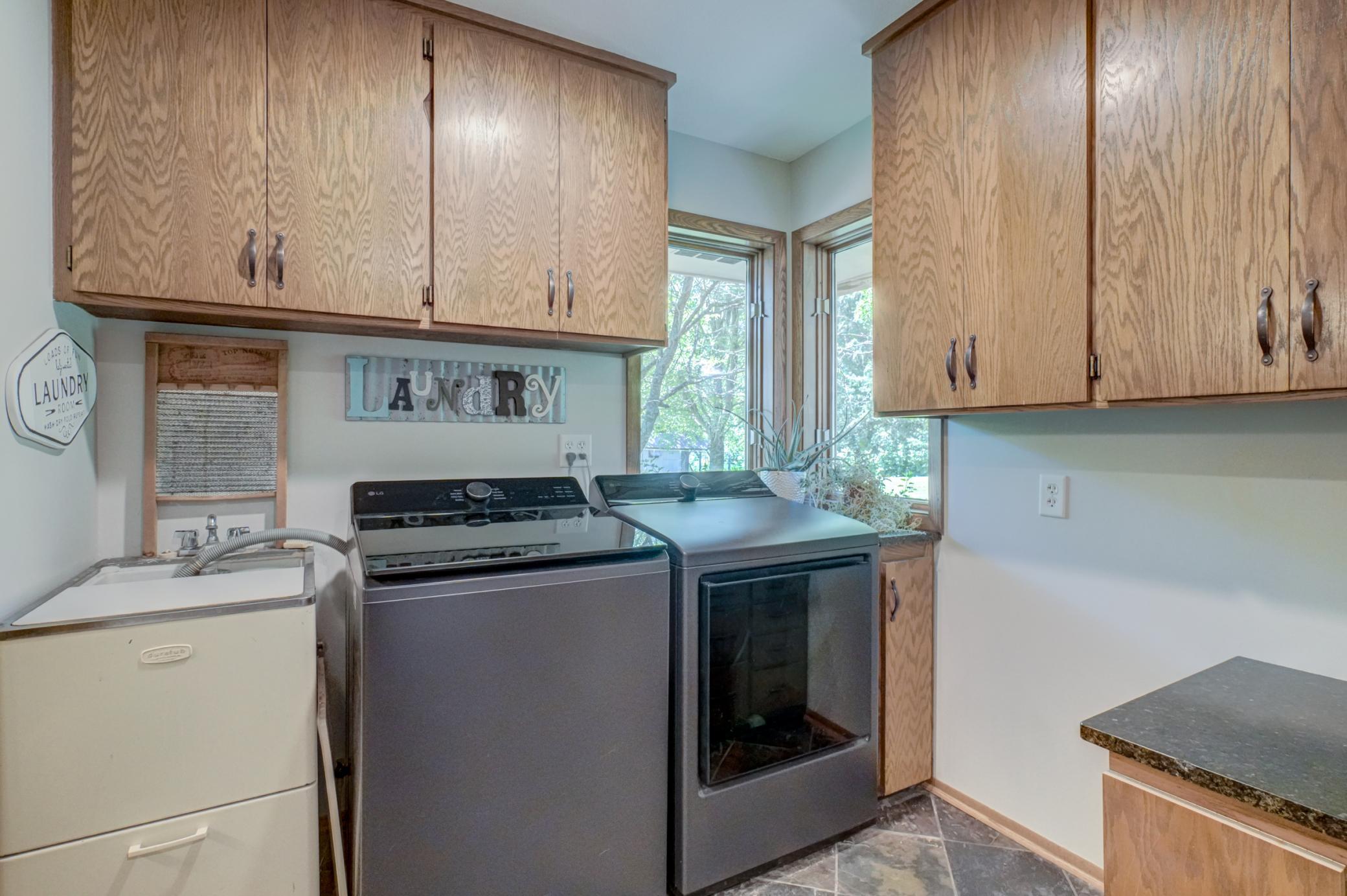 Everyday chores are made easier with the convenience of main-level laundry and a new extra-large capacity washer and dryer