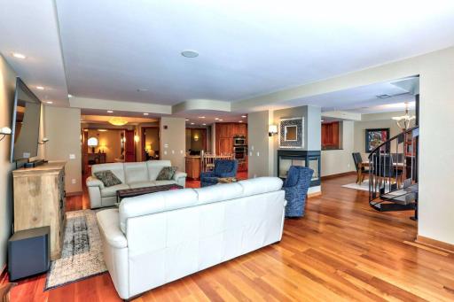 1070 Grandview Court NE, 406, Columbia Heights, MN 55421