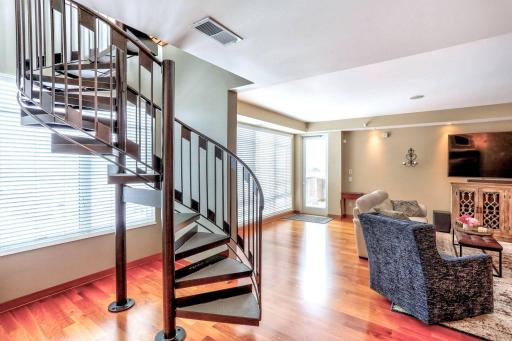 1070 Grandview Court NE, 406, Columbia Heights, MN 55421