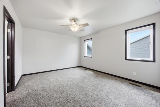 6073 Autumn Drive S, Fargo, ND 58104