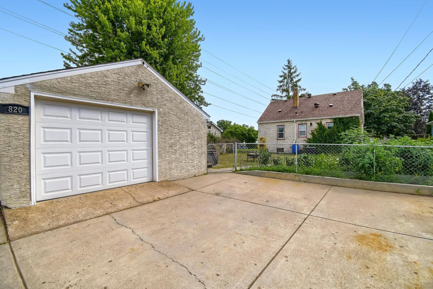 2 car garage with a huge work bench. Great off street parking options for friends and family.