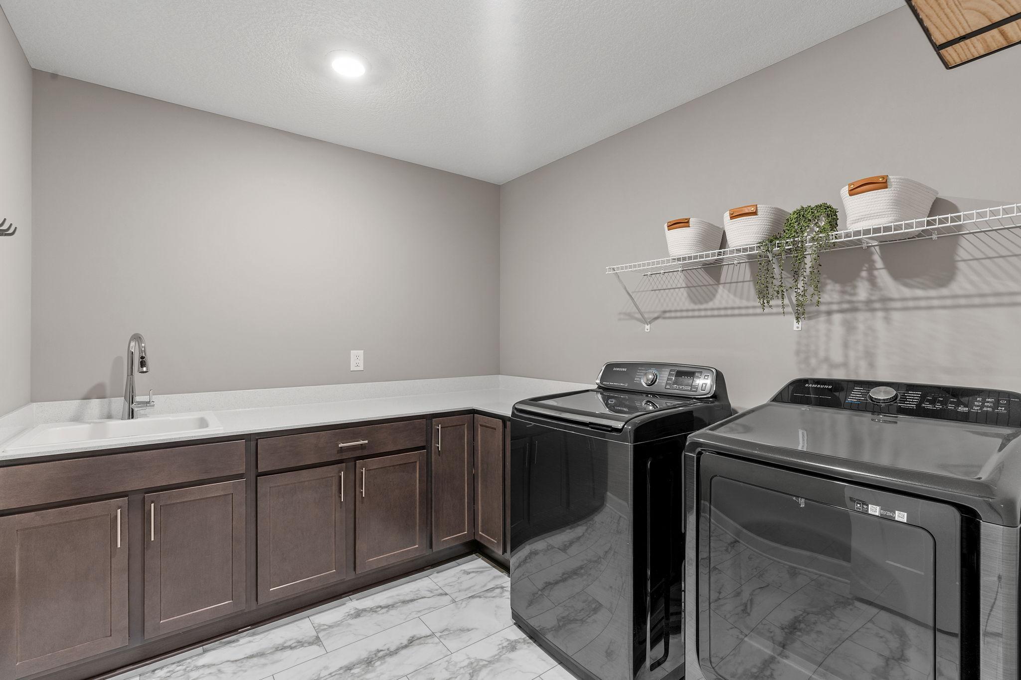Upper level laundry room