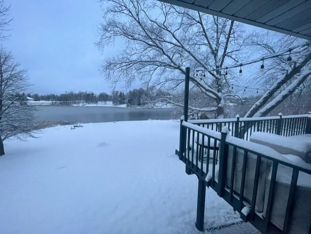 Enjoy beautiful year round views of the lake.jpg
