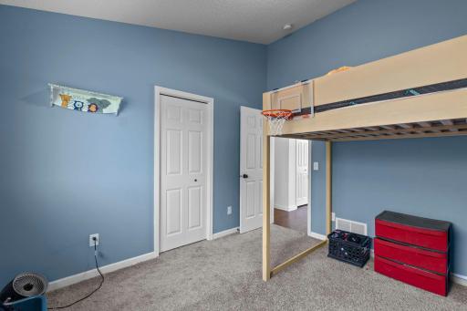 106 Garner Circle, Montrose, MN 55363