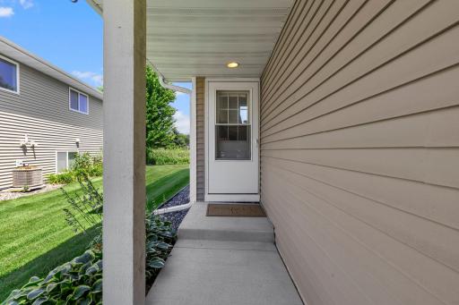 106 Garner Circle, Montrose, MN 55363
