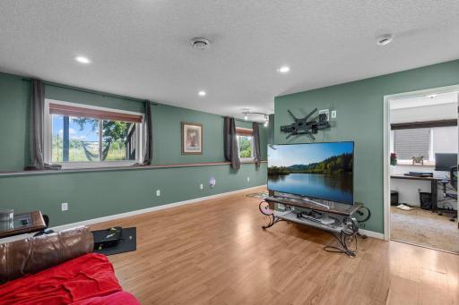 106 Garner Circle, Montrose, MN 55363