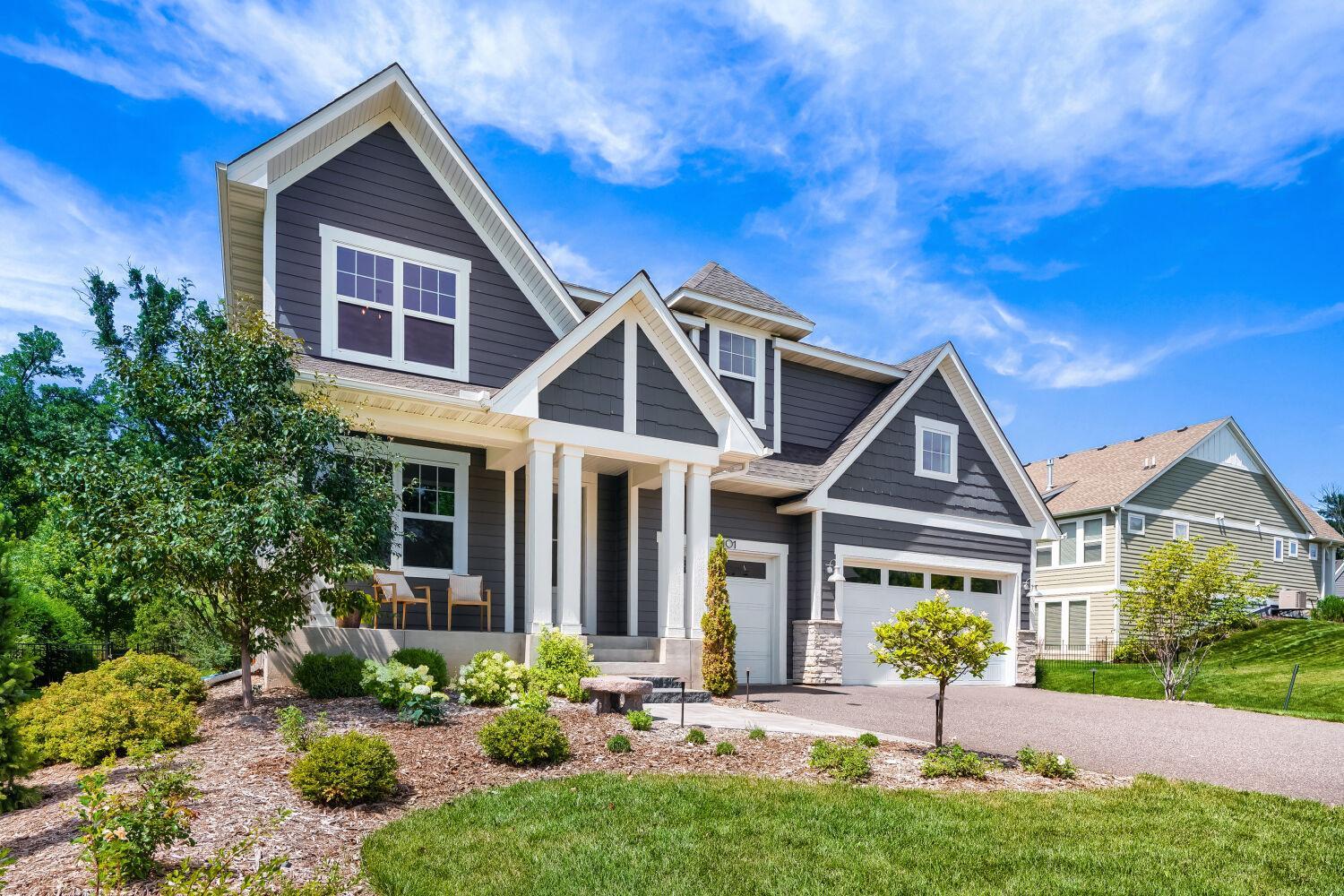 7101 61st Alcove S - Web Quality - 001 - 01 Exterior Front.jpg