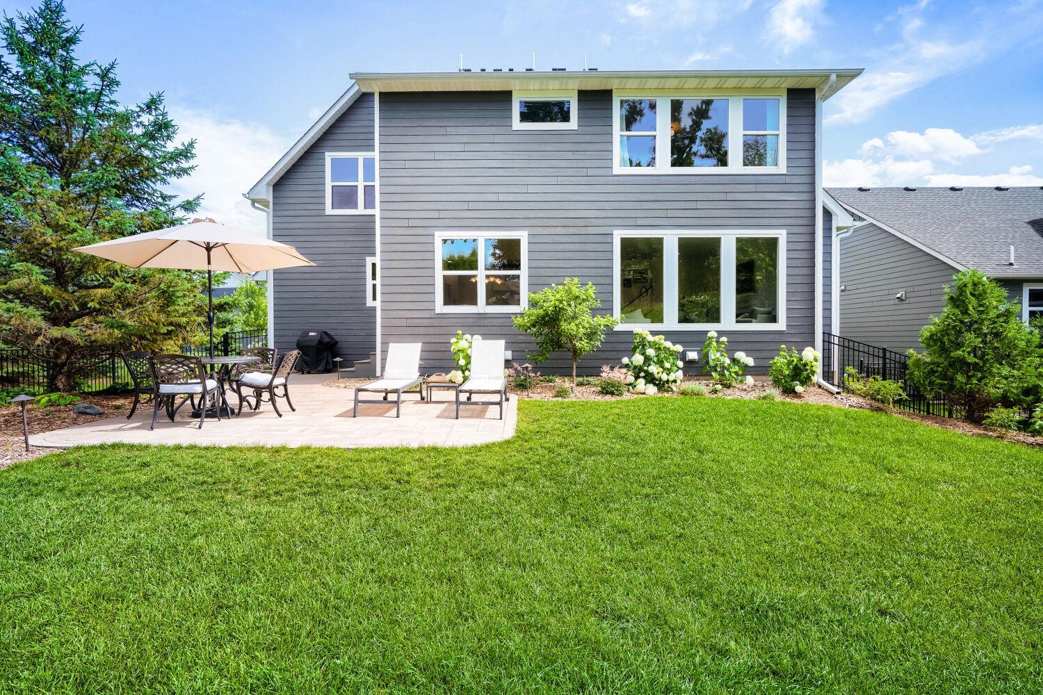 7101 61st Alcove S - Web Quality - 037 - 37 Exterior Rear.jpg