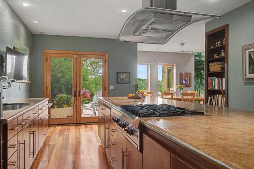 30960 Old Mill Road, La Crescent, MN 55947