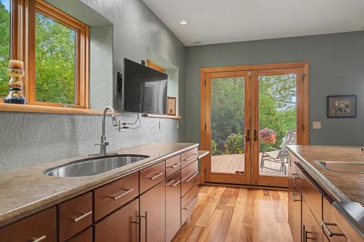 30960 Old Mill Road, La Crescent, MN 55947