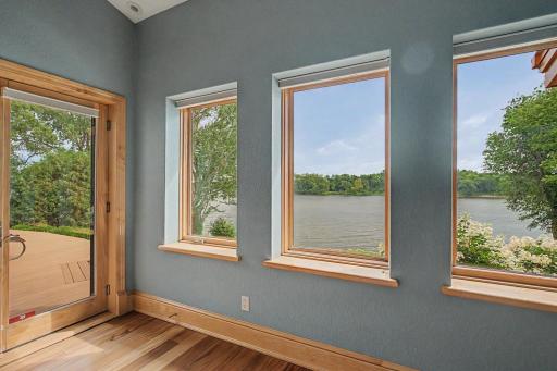 30960 Old Mill Road, La Crescent, MN 55947