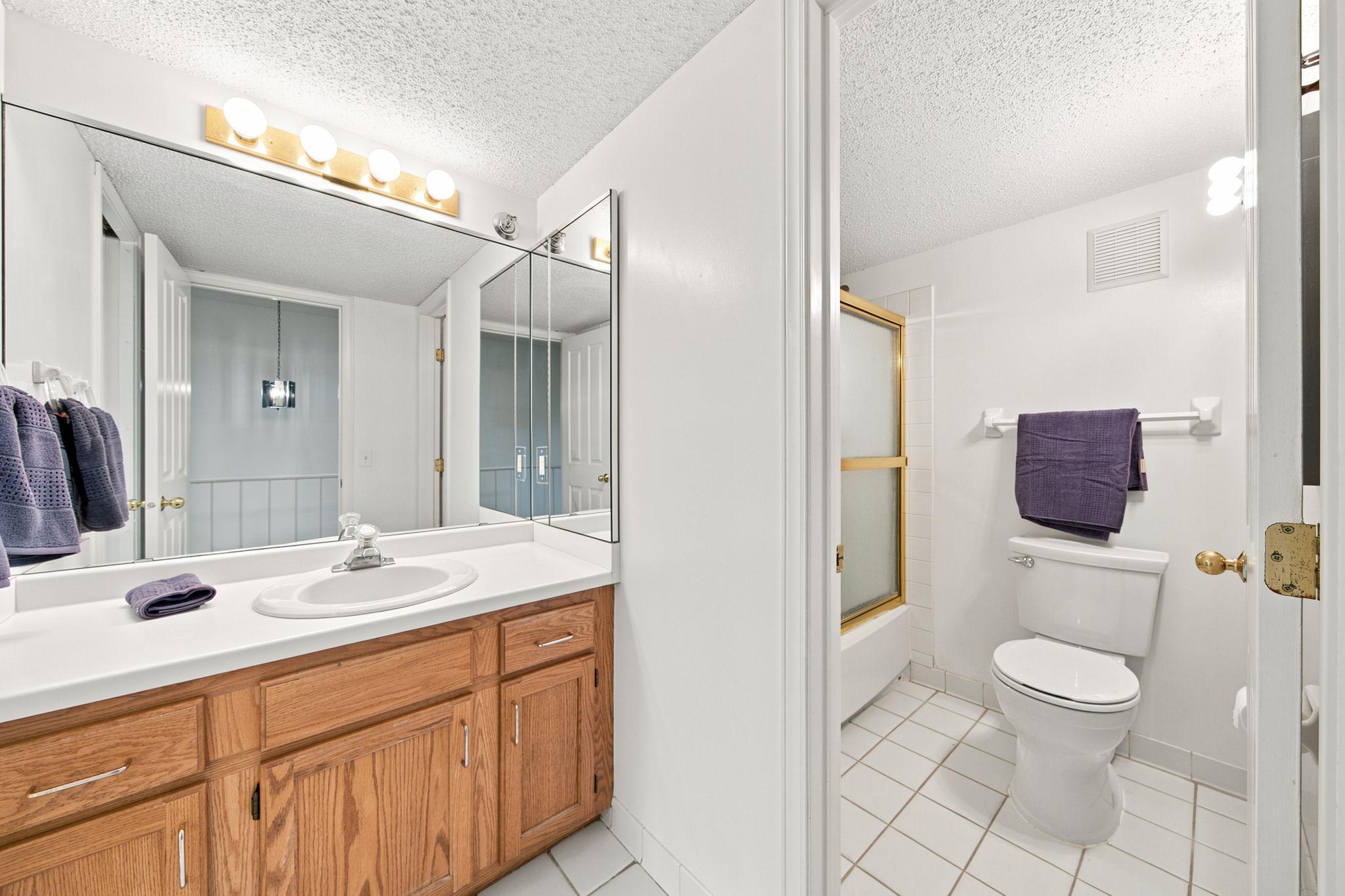 Upper level bathroom