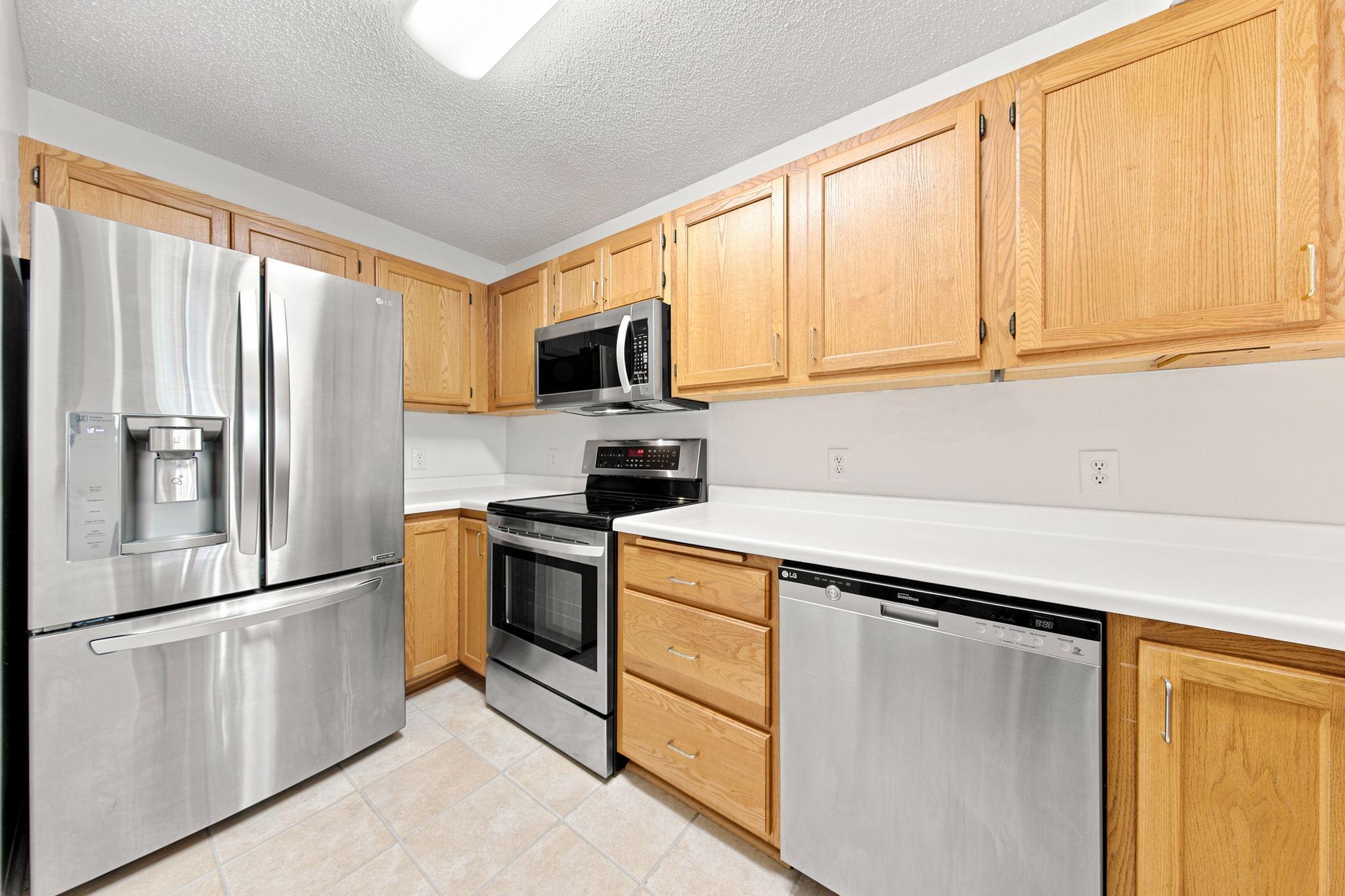 Very nice LG stainless appliances!