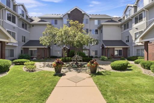 Beautiful courtyard and fountain in front of 7440