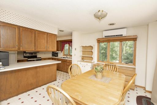 Kitchen/Dining