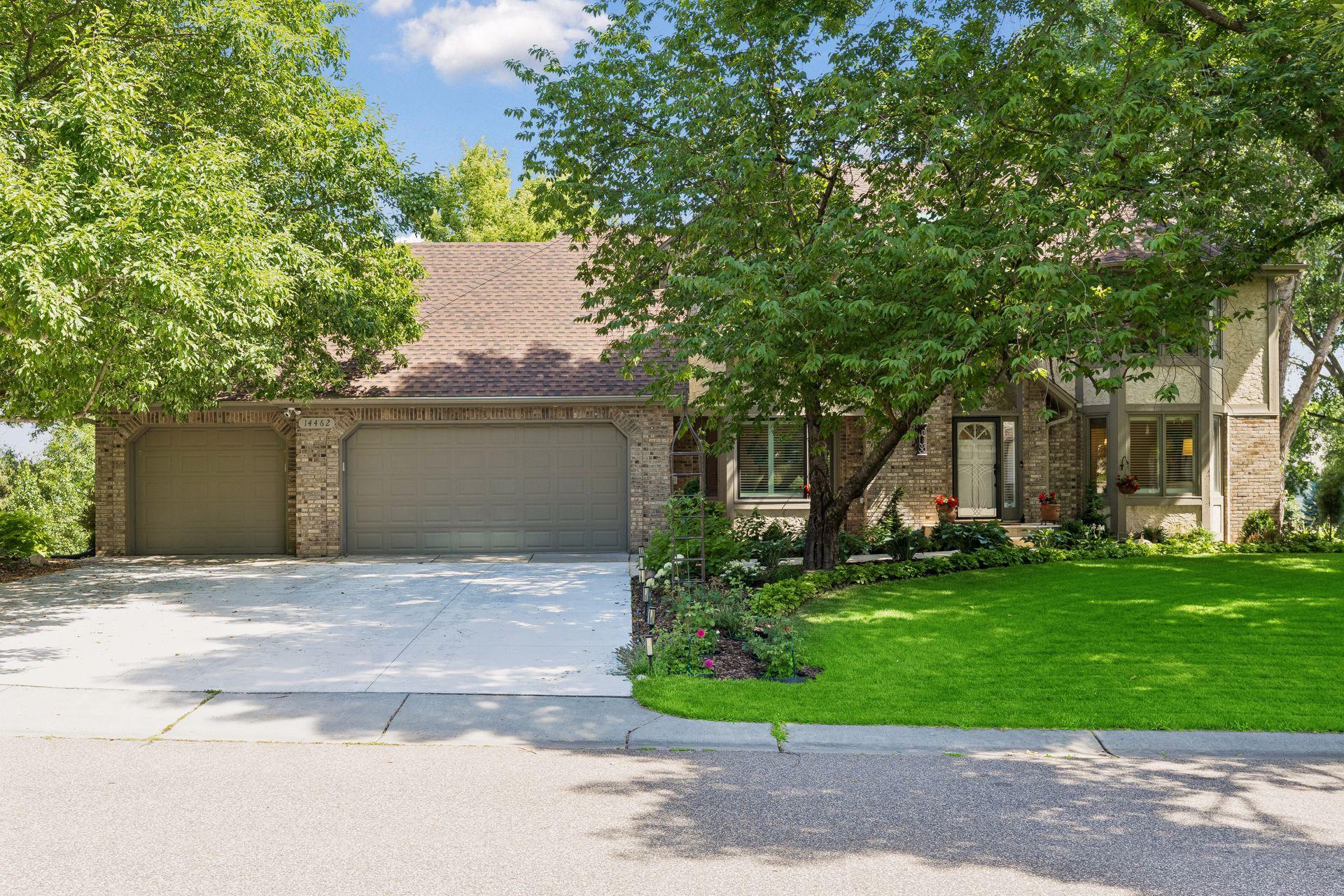 UPDATED 5 bedroom, 4 bath, 3 car