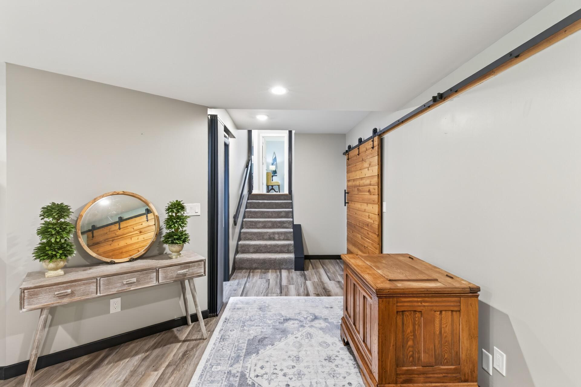 A private exterior entrance adds flexibility and convenience to the third and fourth levels.