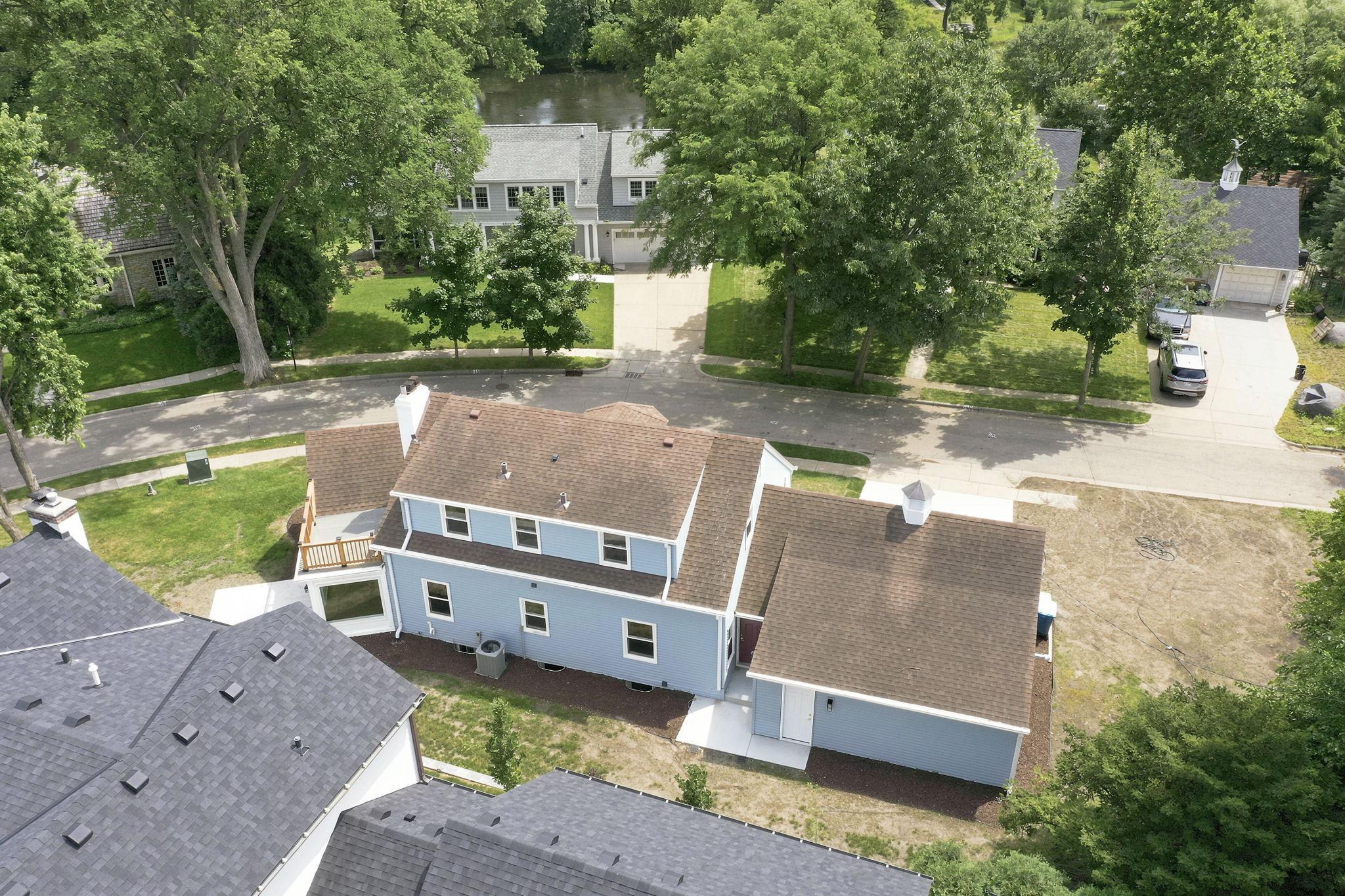56-web-or-mls-4920%20sunnyside%20rd%20aerial%20%285%29.jpg