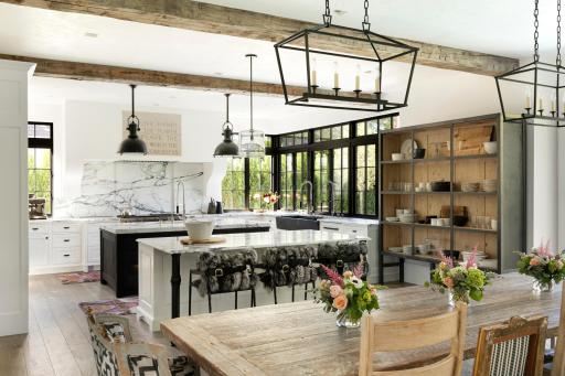 Open concept kitchen, dining and great room