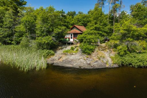 Separate 2 bed Bunkhouse
