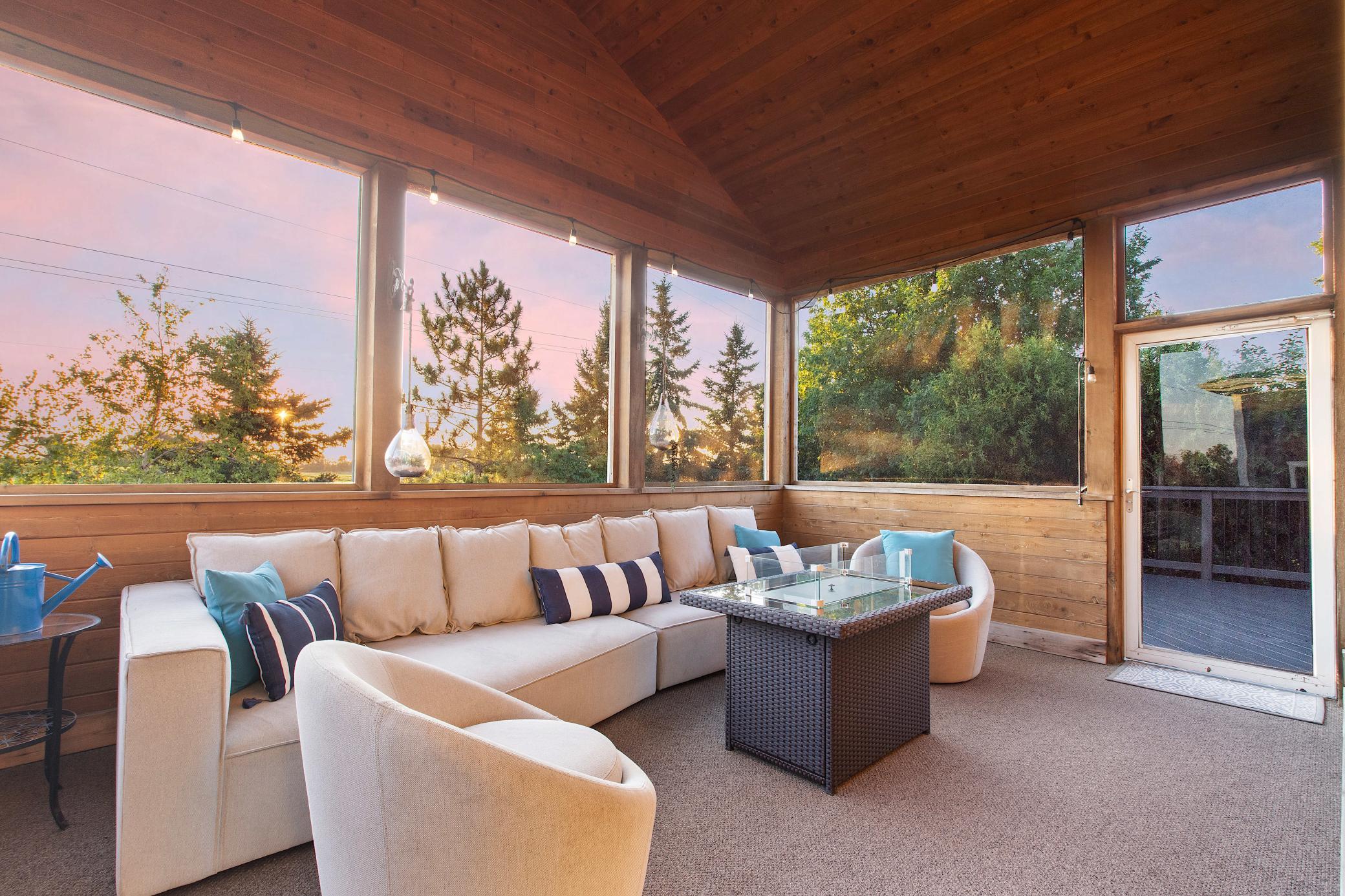 Screened Porch