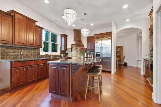 1886 Sandbar Circle, Waconia, MN 55387