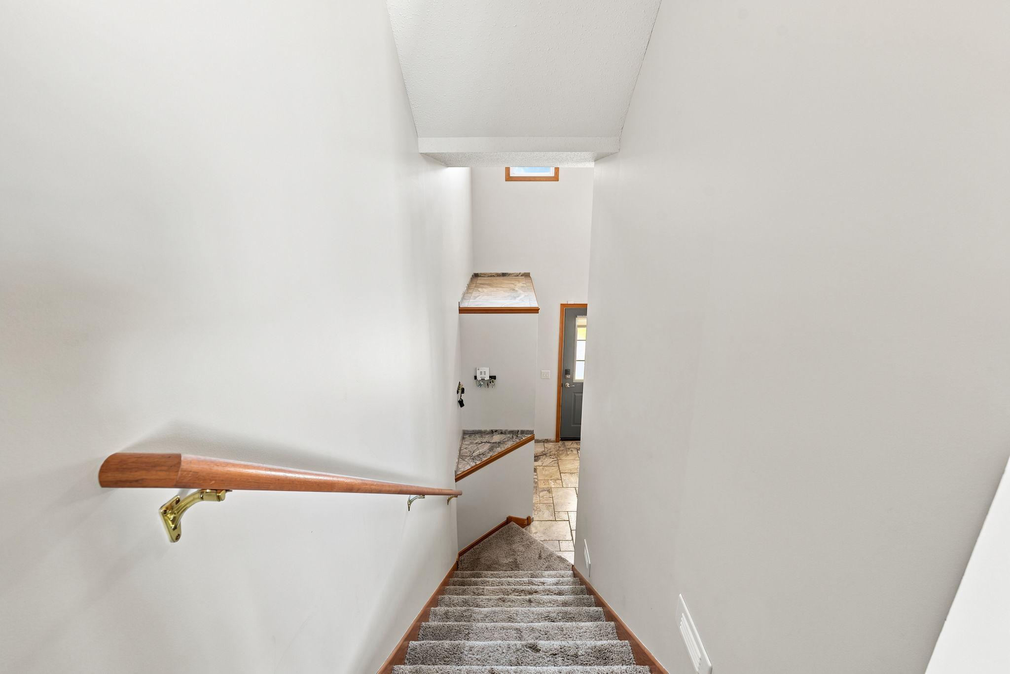 3-web-or-mls-A7401387.jpg