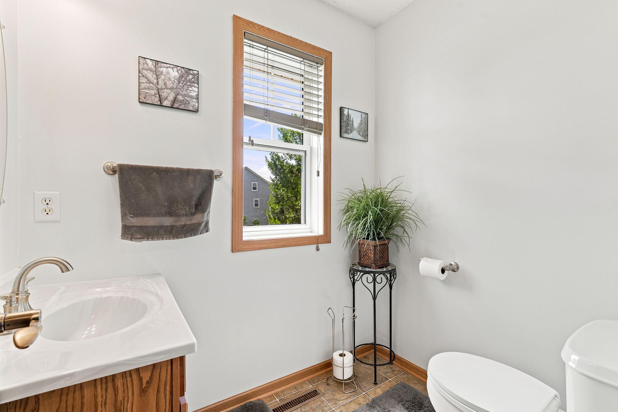 15-web-or-mls-A7401447.jpg