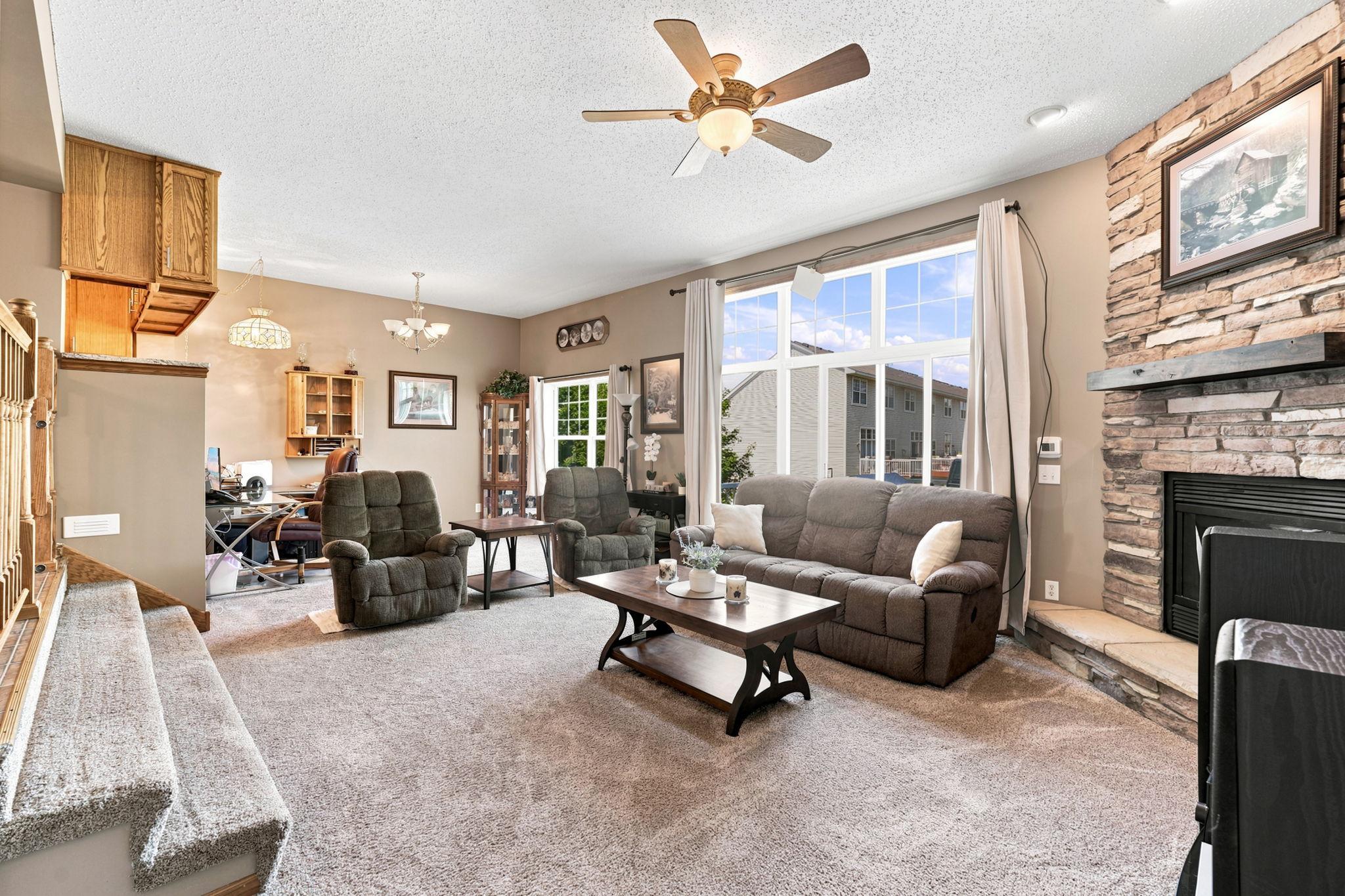 4-web-or-mls-A7401392.jpg