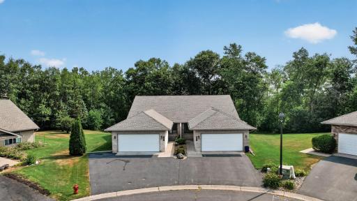 Extremely well maintained townhomes and perfect setting