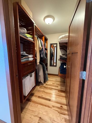 Building 1 upper level walk-in closet.jpg