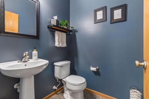 2283 Saint Johns Drive, Woodbury, MN 55129
