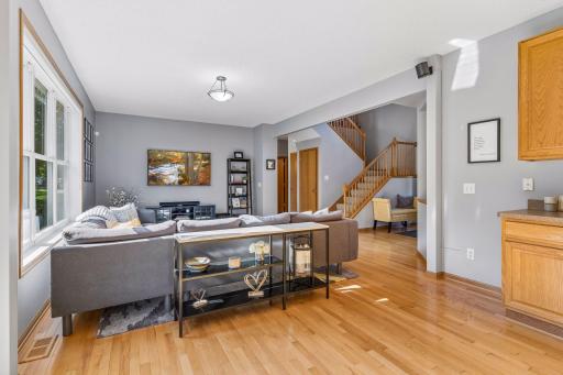 2283 Saint Johns Drive, Woodbury, MN 55129