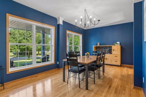 2283 Saint Johns Drive, Woodbury, MN 55129