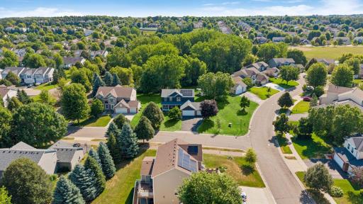 2283 Saint Johns Drive, Woodbury, MN 55129